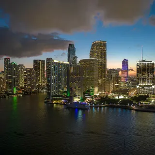 Miami International Airport (MIA)