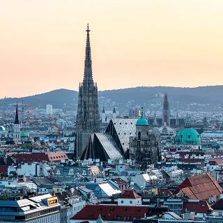 Vienna International Airport (VIE)