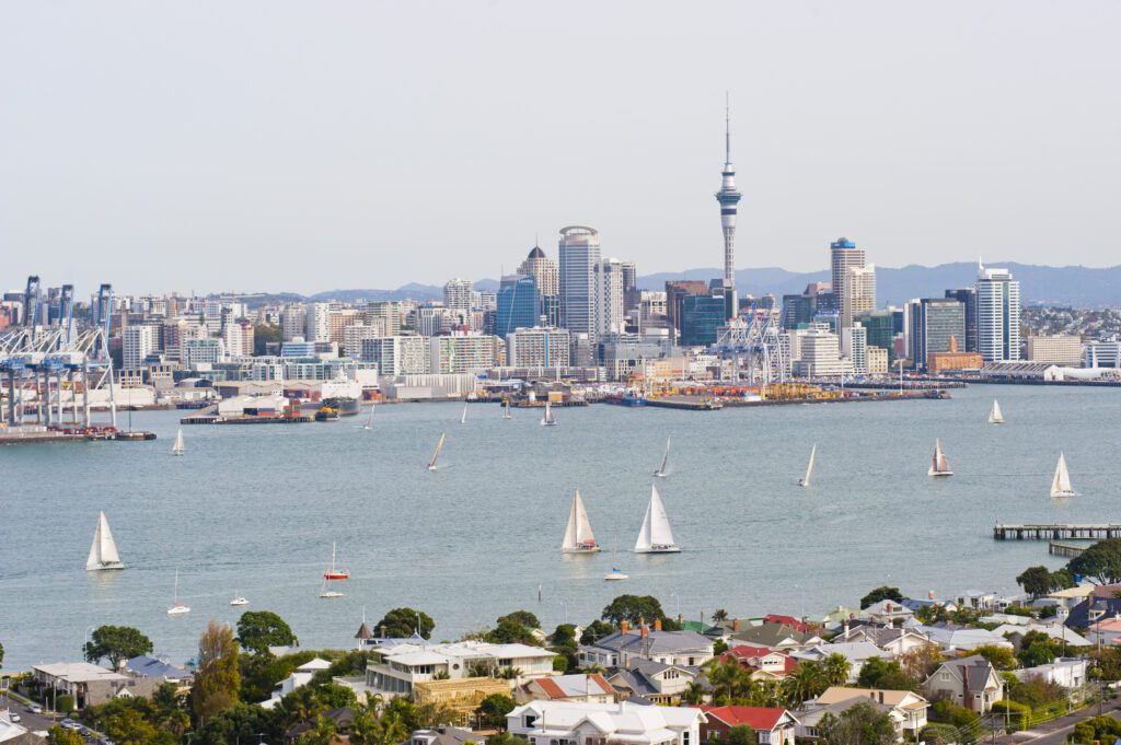 Auckland International Airport (AKL)